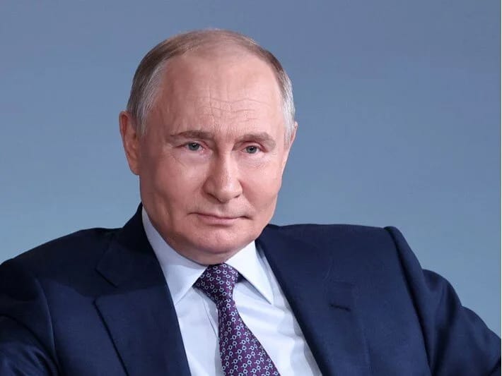 Putin Quru Qoşunlarının baş komandanı Salyukovu vəzifəsindən azad edib