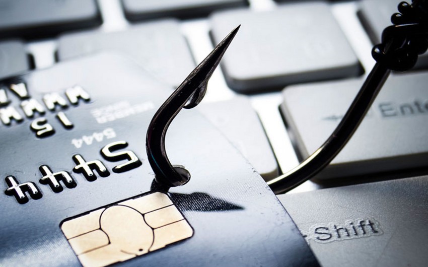 Həftəsonu 15 min manatdan çox vəsait vətəndaşların bank kartlarından oğurlanıb