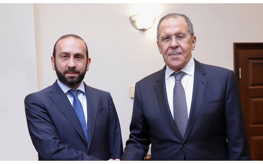 İrəvanda Ermənistan və Rusiya XİN başçılarının görüşü başlayıb