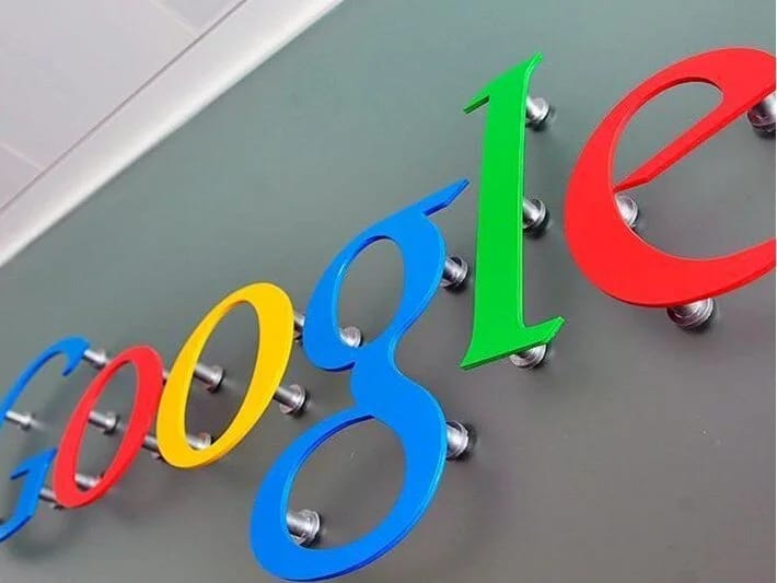 Google zəngləri canlı tərcümə edəcək