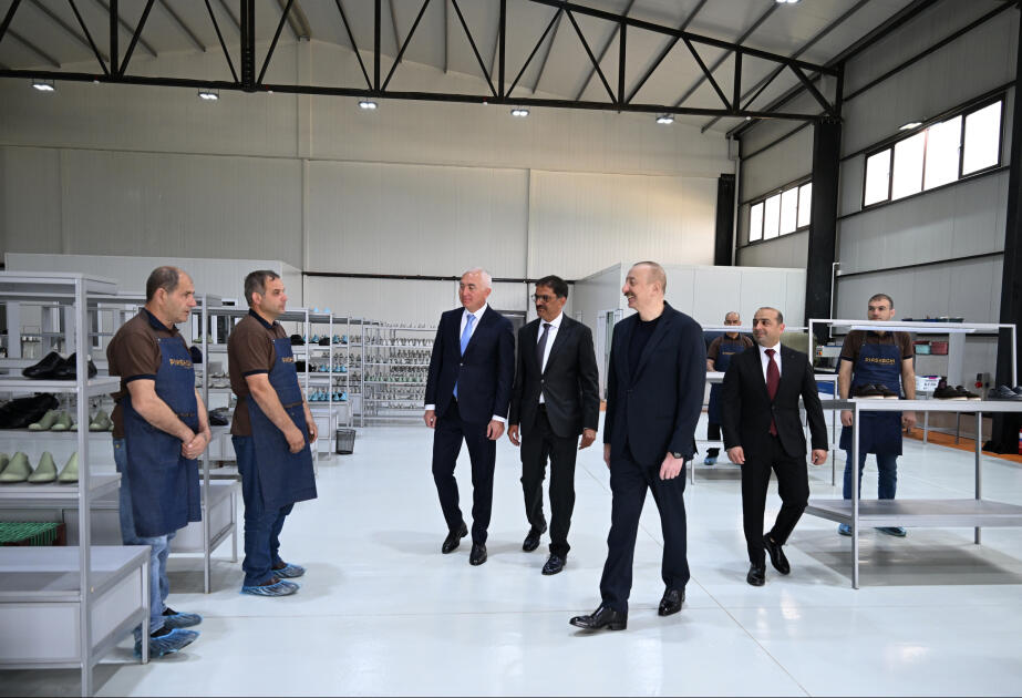 İlham Əliyev “PIRSHAGHI” ayaqqabı fabrikinin Laçın filialının açılışında iştirak edib - FOTO