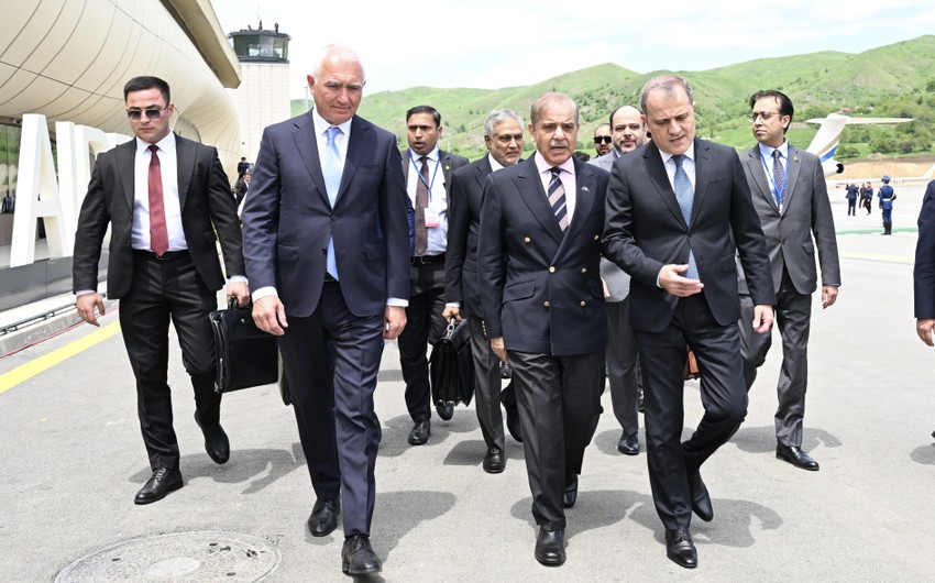 Pakistan Baş nazirinin təyyarəsi Laçın Beynəlxalq Hava Limanına eniş edib