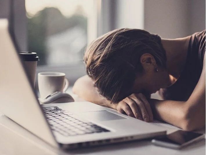 Araşdırma: Uzun müddət oturmaq beyni kiçildir 