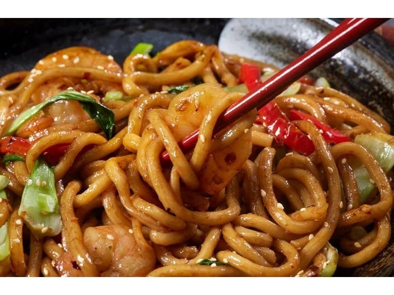 Həkimlər xəbərdarlıq etdi: Bu qida mədə xərçənginə səbəb ola bilər 