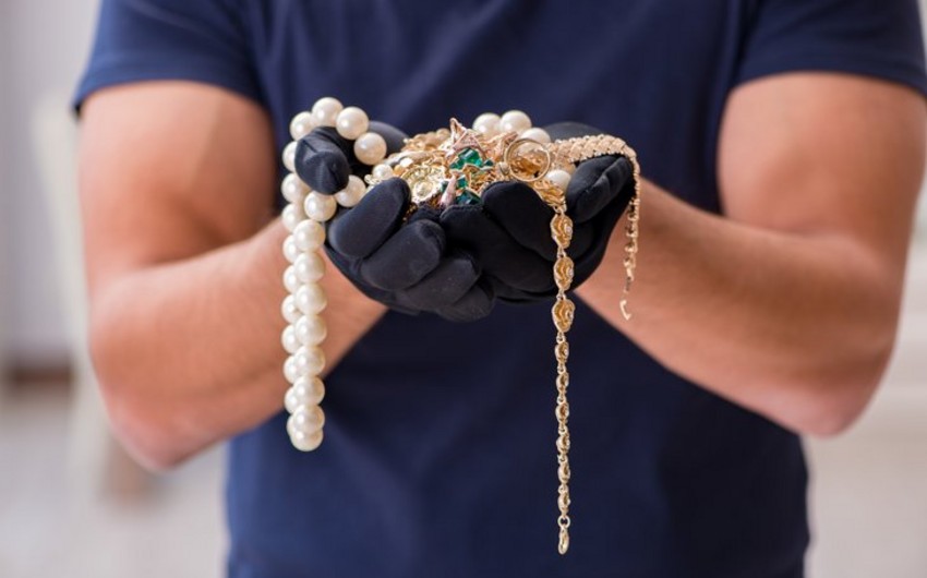 Nəsimi rayonunda 30 min manatlıq oğurluq olunub