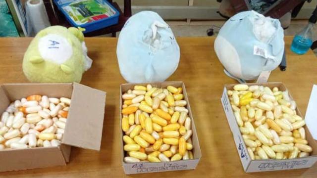 Yumşaq oyuncaqlarda 10 kilo kokain tapılıb