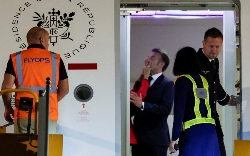 Tramp Makrona arvadı ilə bağlı tövsiyə verib