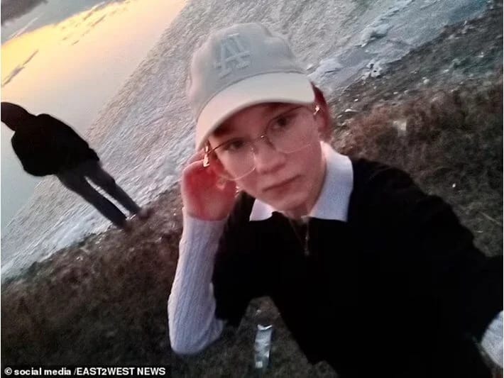 İdman zalında məşq edərkən gözünə nizə batan qız ölüb