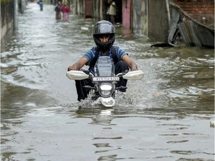 Hindistanda musson yağışları 30 nəfərin həyatına son qoyub