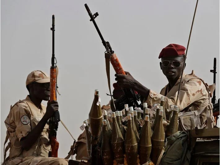 Sudanda BMT karvanına hücum edilib