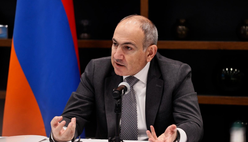 İrəvanda “Paşinyan vətəni satır” şivəni