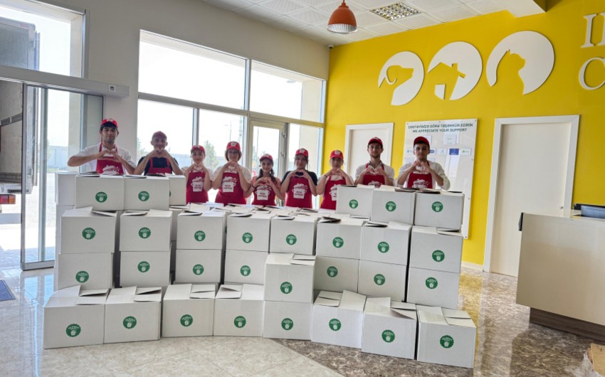 Leyla Əliyevanın təşəbbüsü ilə Yevlaxda ailələrə qurban payları çatdırıldı - FOTOLAR