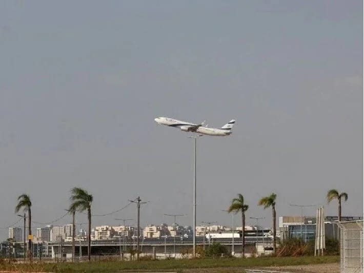 Husilər: Ben Qurion hava limanını ballistik raketlə vurduq 