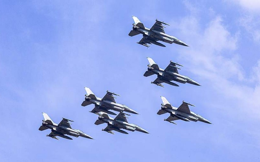 Polşa Rusiyanın fəallığına görə təyyarələrini havaya qaldırıb