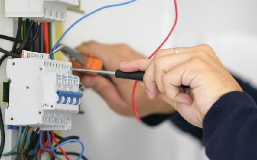 Şəmkirdə 59 yaşlı şəxsi elektrik cərəyanı vuraraq öldürüb