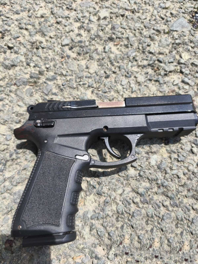 Qadın ona sataşan kişini güllələdi - FOTO