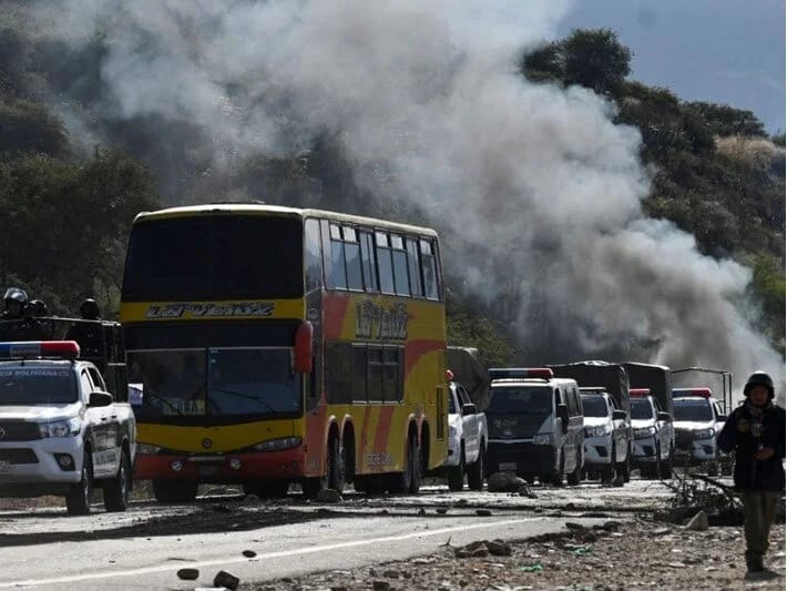 Morales tərəfdarları ilə polis arasında toqquşma: 1 ölü