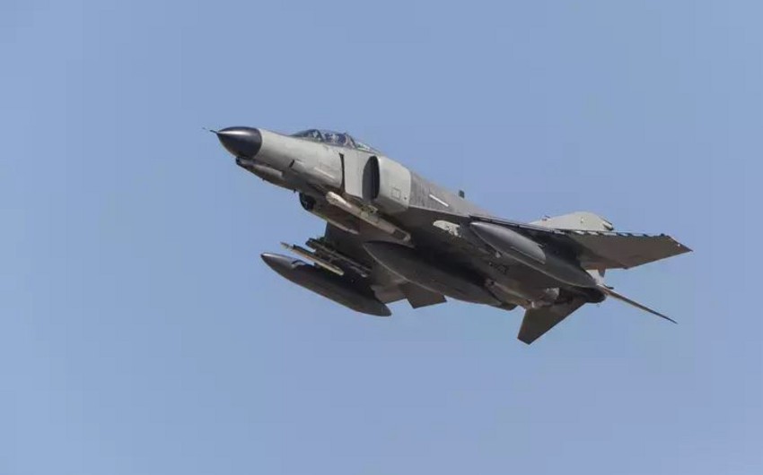 KİV: Məşhəd səması üzərində qırıcı təyyarələr havaya qaldırılıb