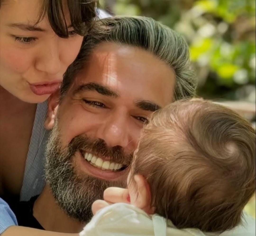 Neslihan oğlunu göstərdi - FOTOLAR