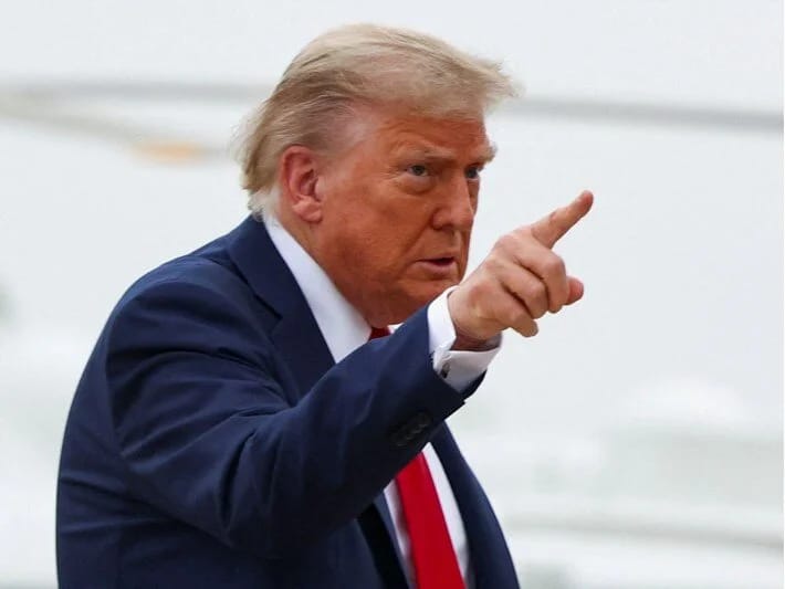 Tramp administrasiyası daha 36 ölkəyə səyahət qadağası qoya bilər