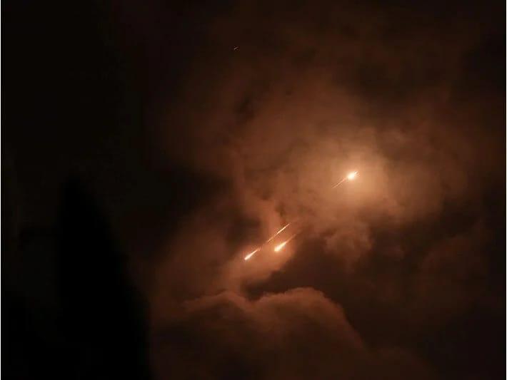 İran niyə gecə hücum edir? Raketlərin atıldığı vaxtlar təsadüfi deyil