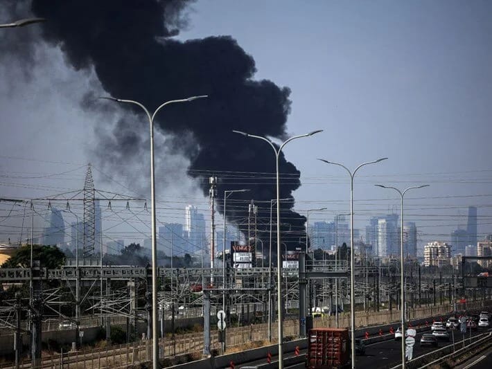 İran: Mossadın əməliyyat mərkəzini vurduq