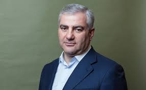 Ermənistanda rusiyalı milyarder Samvel Karapetyan saxlanılıb