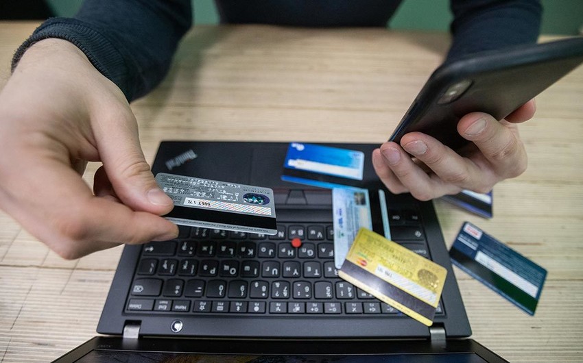 Ötən gün vətəndaşların bank kartlarından 14 minə yaxın vəsait kiber üsulla oğurlanıb