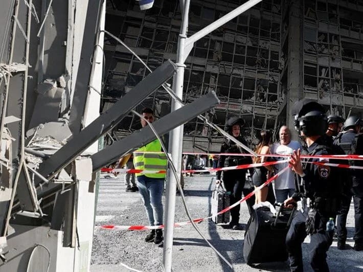 İran İsrailə şiddətli hücum edir