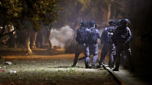 Norveçin Təl-Əvivdəki səfirliyinə əl qumbarası atılıb