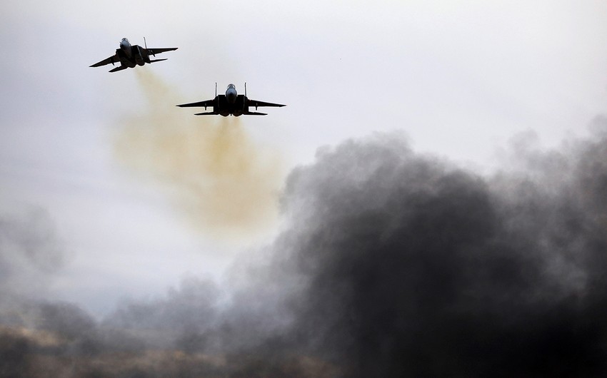 İsrail İrandakı hərbi obyektlərə yeni silsilə zərbələr endirib