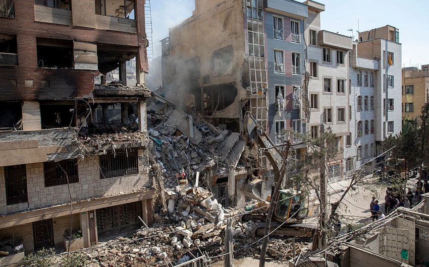 Hüquq müdafiəçiləri İranda İsrailin hücumu nəticəsində 900-ə yaxın insanın öldüyünü deyir