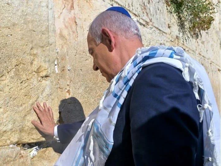 Netanyahu Tramp üçün dua etdi