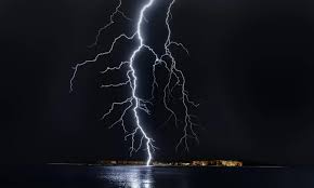 ABŞ-də ildırım iyirmi nəfərə xəsarət yetirdi