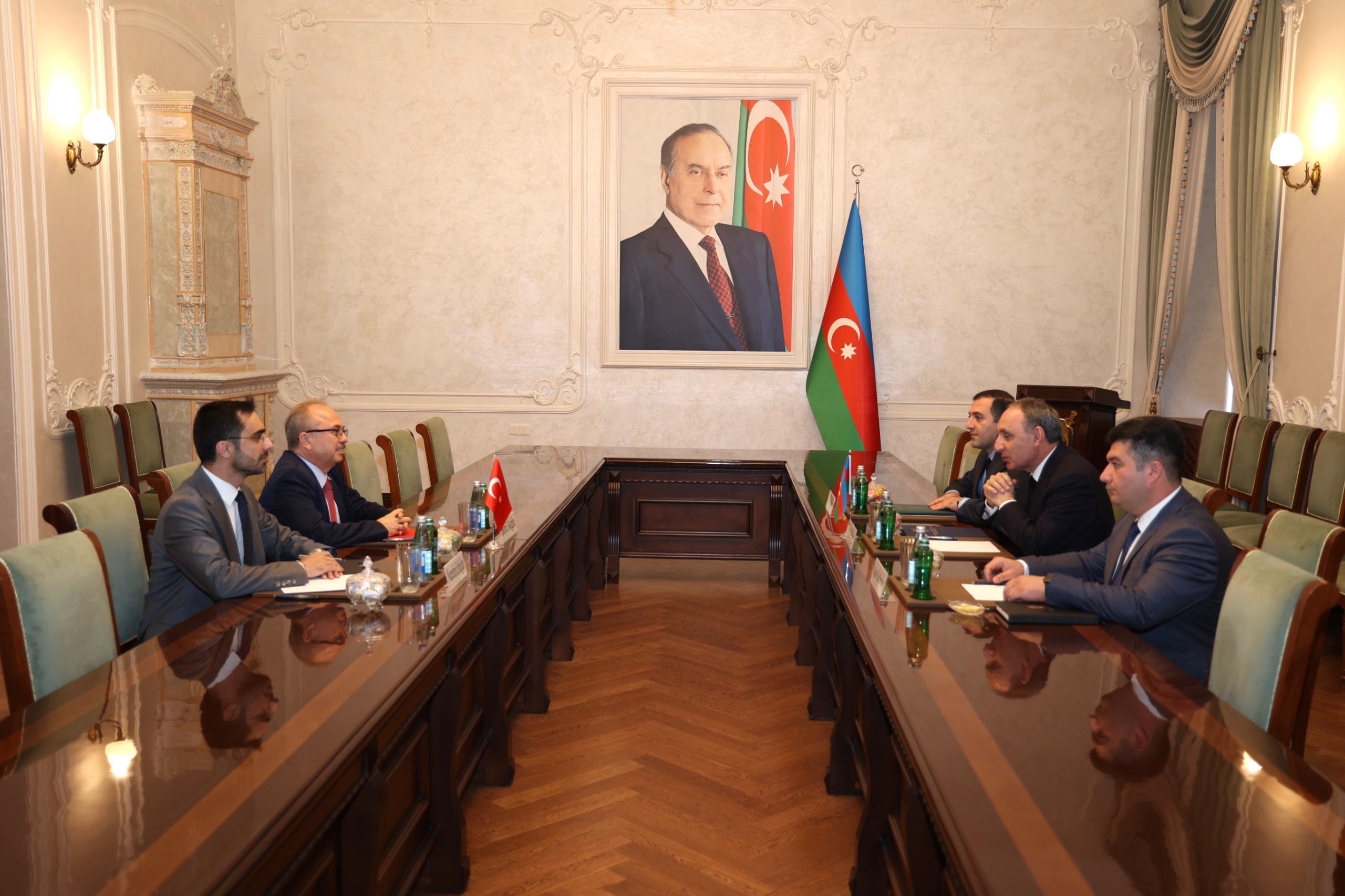 Baş prokuror Türkiyənin səfiri ilə görüşüb