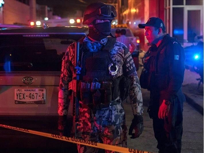Meksikada evə silahlı hücum: Ən azı 10 nəfər həlak olub