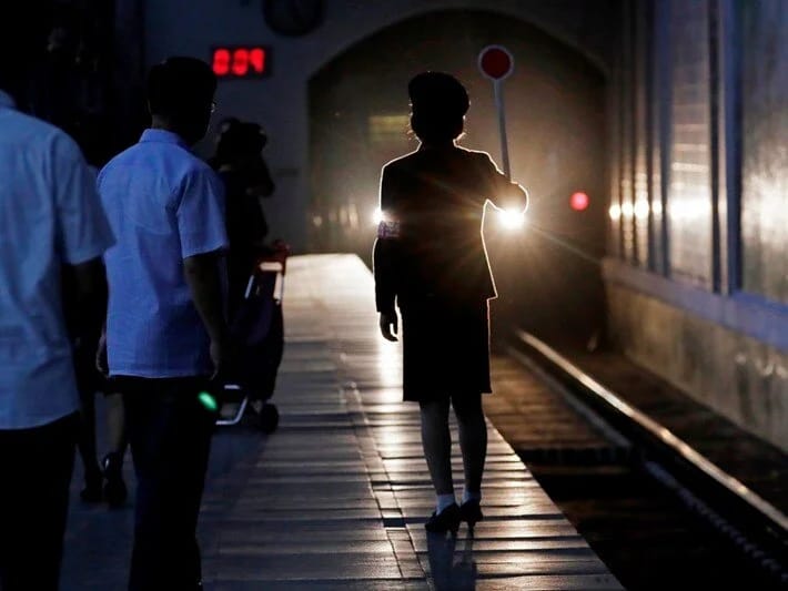 Dünyanın ən uzun birbaşa qatar xətti fəaliyyətini bərpa edir