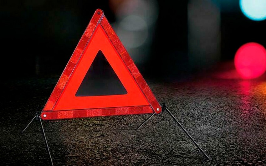 Qusarda Azərbaycan və Pakistan vətəndaşlarını daşıyan mikroavtobus aşıb, 8 nəfər xəsarət alıb