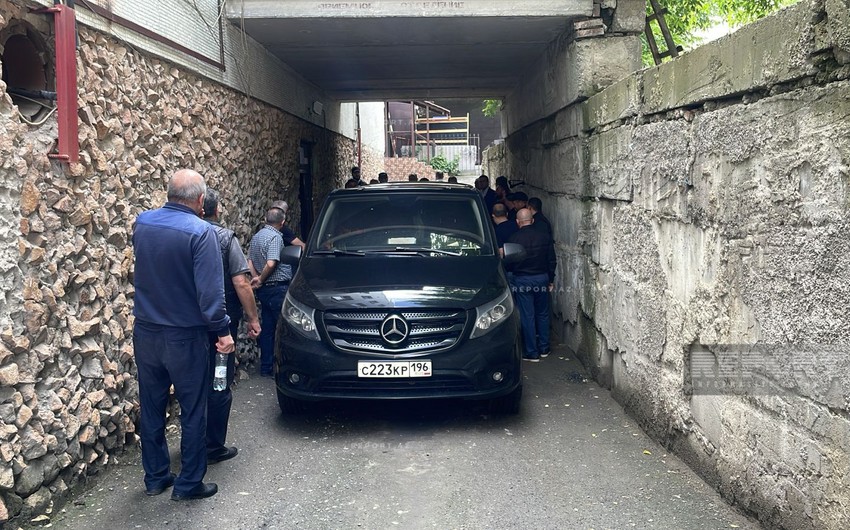 Yekaterinburqda öldürülən iki azərbaycanlının nəşi qohumlarına təhvil verilib