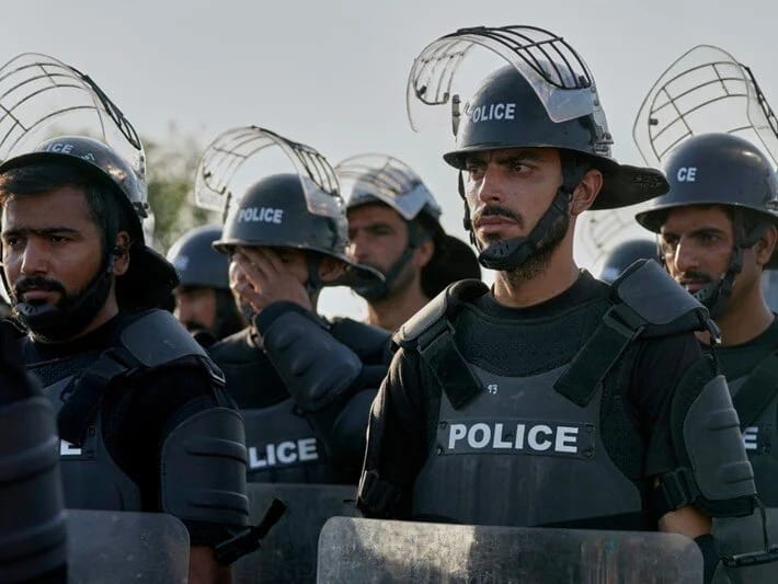 Pakistanda hərbi konvoya bombalı hücum: 13 ölü