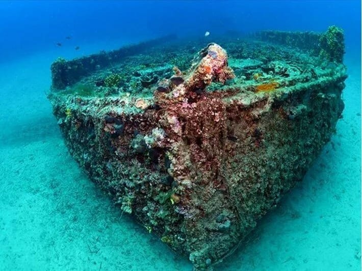 Okeanın dibində gizlənən saatlı bombalar
