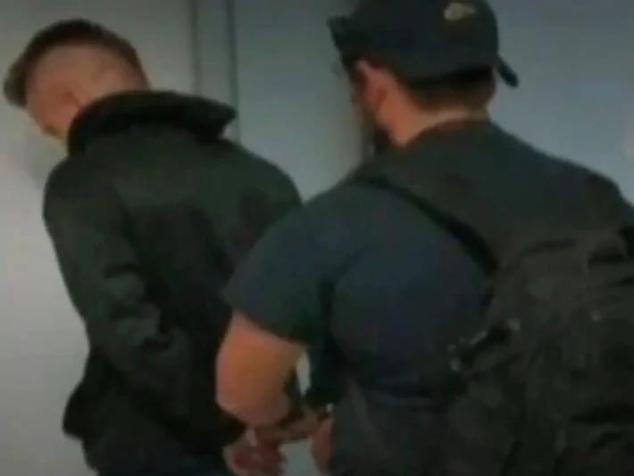 50-dən çox uşağa təcavüz edən əczaçı ömürlük həbs cəzasına məhkum edildi