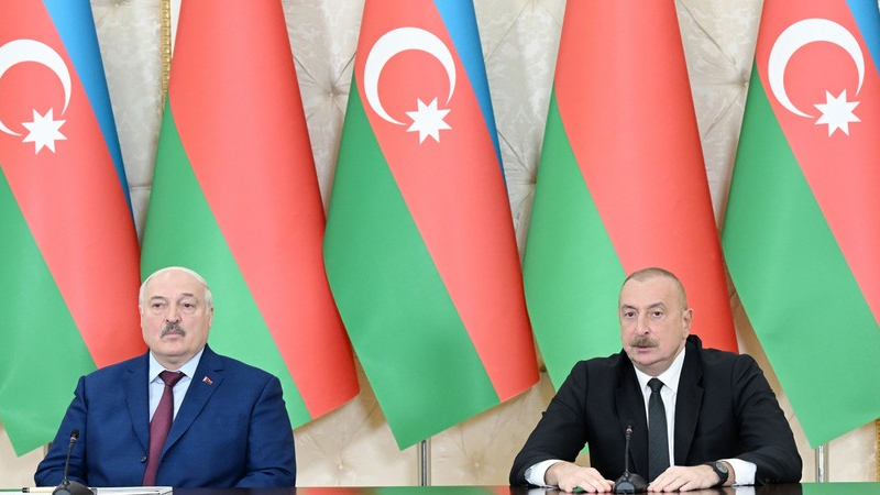 İlham Əliyev Aleksandr Lukaşenkonu təbrik etdi