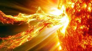 Günəş yenidən rekord həcmdə plazma buraxdı