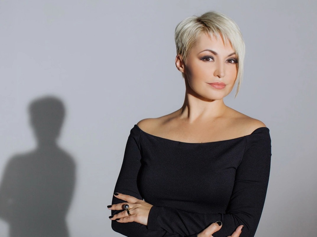 Rusiyalı məşhur müğənni Burak Özçivit ilə - FOTO