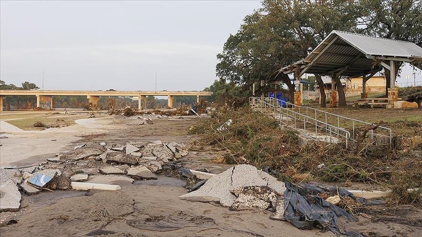 Texasda daşqınlar nəticəsində ölənlərin sayı 111 nəfərə çatdı