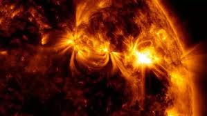 Günəşdə daha bir güclü partlayış baş verdi