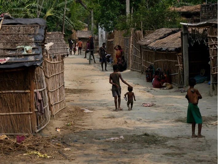 Beş nəfərlik ailə cadugərlik iddiasına görə döyülərək öldürüldü