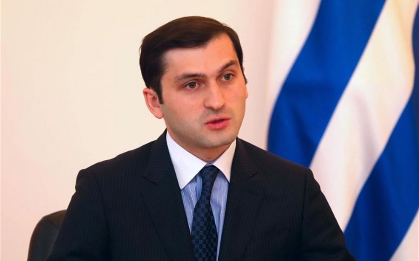 Acarıstan hökumətinin keçmiş başçısı müalicə üçün Türkiyəyə aparılıb