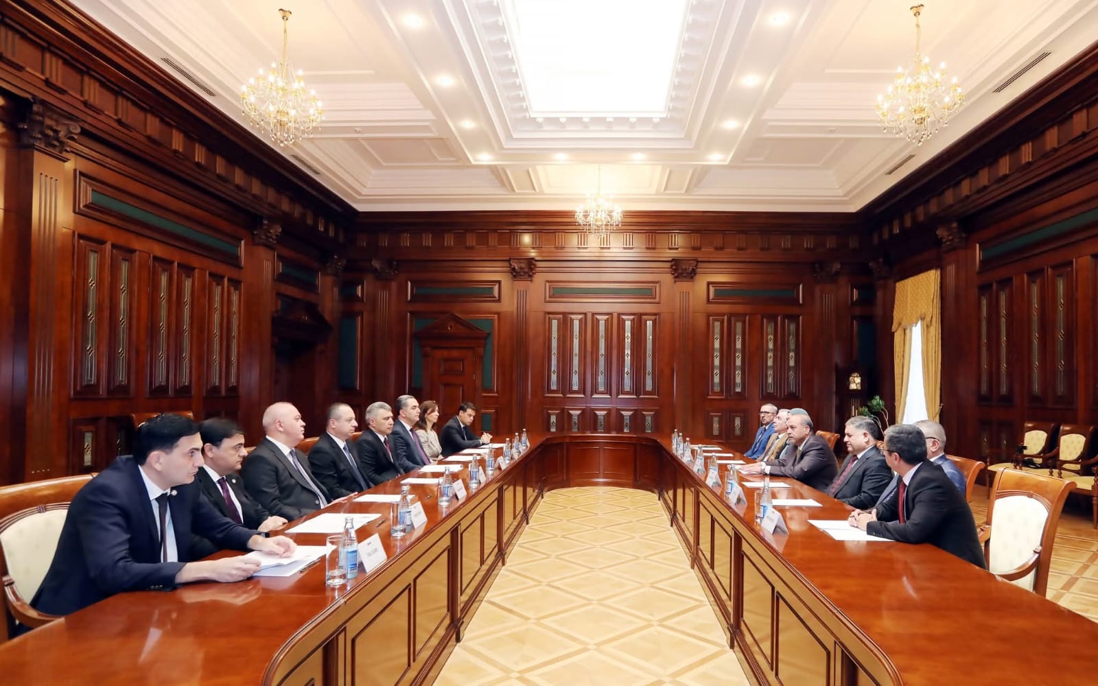 Ali Məhkəmədə İraqın Ali Məhkəməsinin sədrinin başçılıq etdiyi nümayəndə heyəti ilə görüş keçirilib